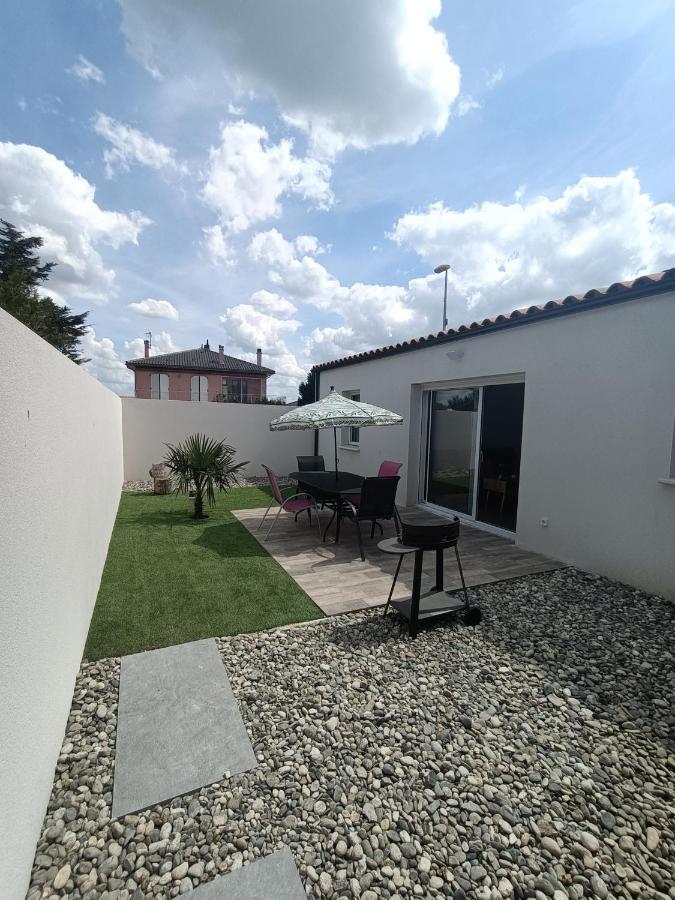 Charmante Maison Aux Portes De La Rochelle La Jarrie Exteriör bild